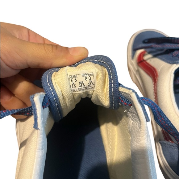 VANS Red White Blue Old Skool Sneakers - NEW
WOMENS 8 /Mens 6.5 - Picture 5 of 6